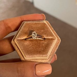 Lab grown diamond rose gold ring with band